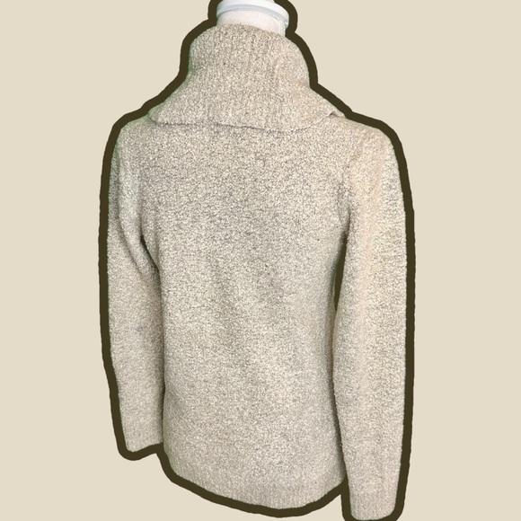 Calvin Klein Cream / Tan Fuzzy Marled Foldover Turtleneck Sweater Size Small - Picture 8 of 10